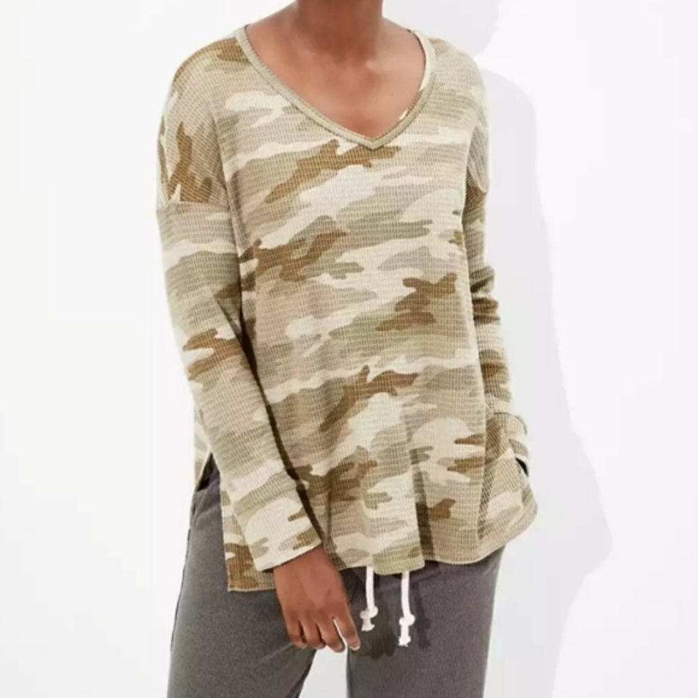 American Eagle Outfitters Super Soft Waffle Knit Long Sleeve V Neck Shirt Camo